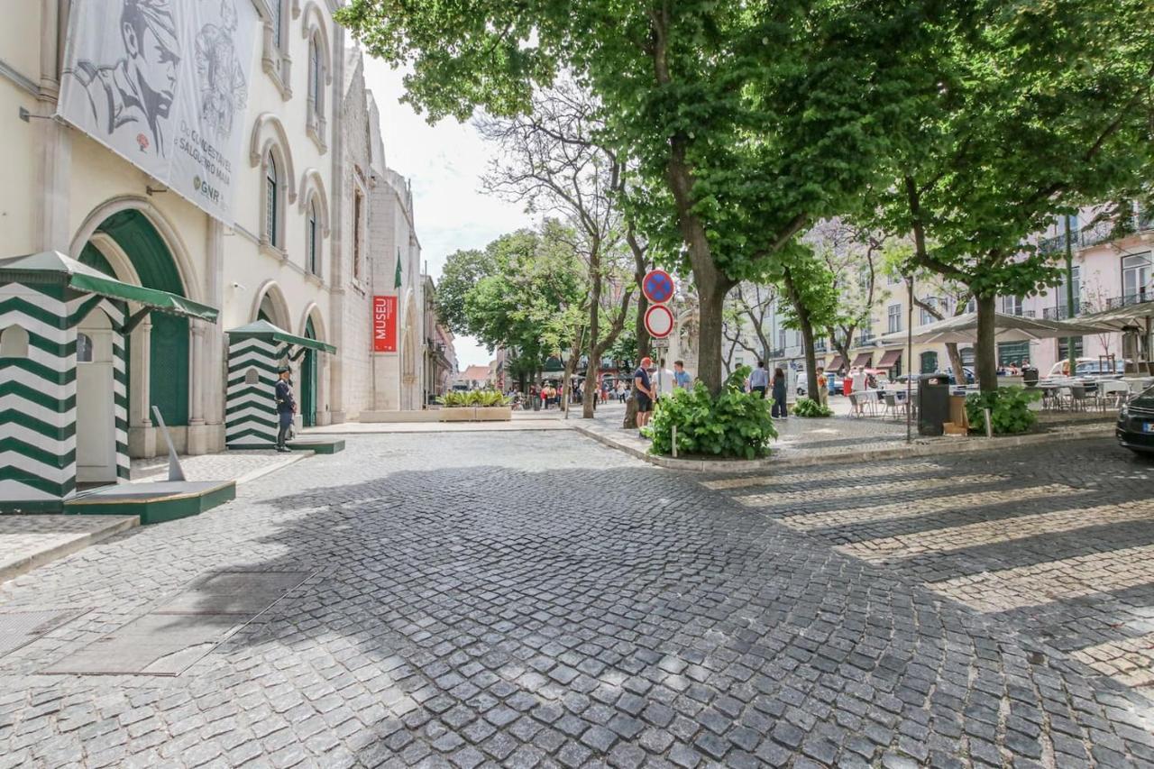リスボンGolden Cage Chiado - Charm Historic And Cozyアパートメント エクステリア 写真
